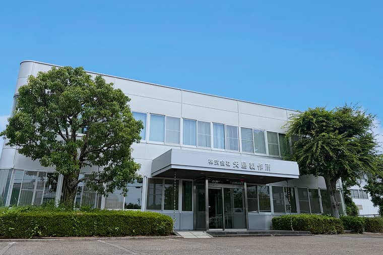 草津工場外観